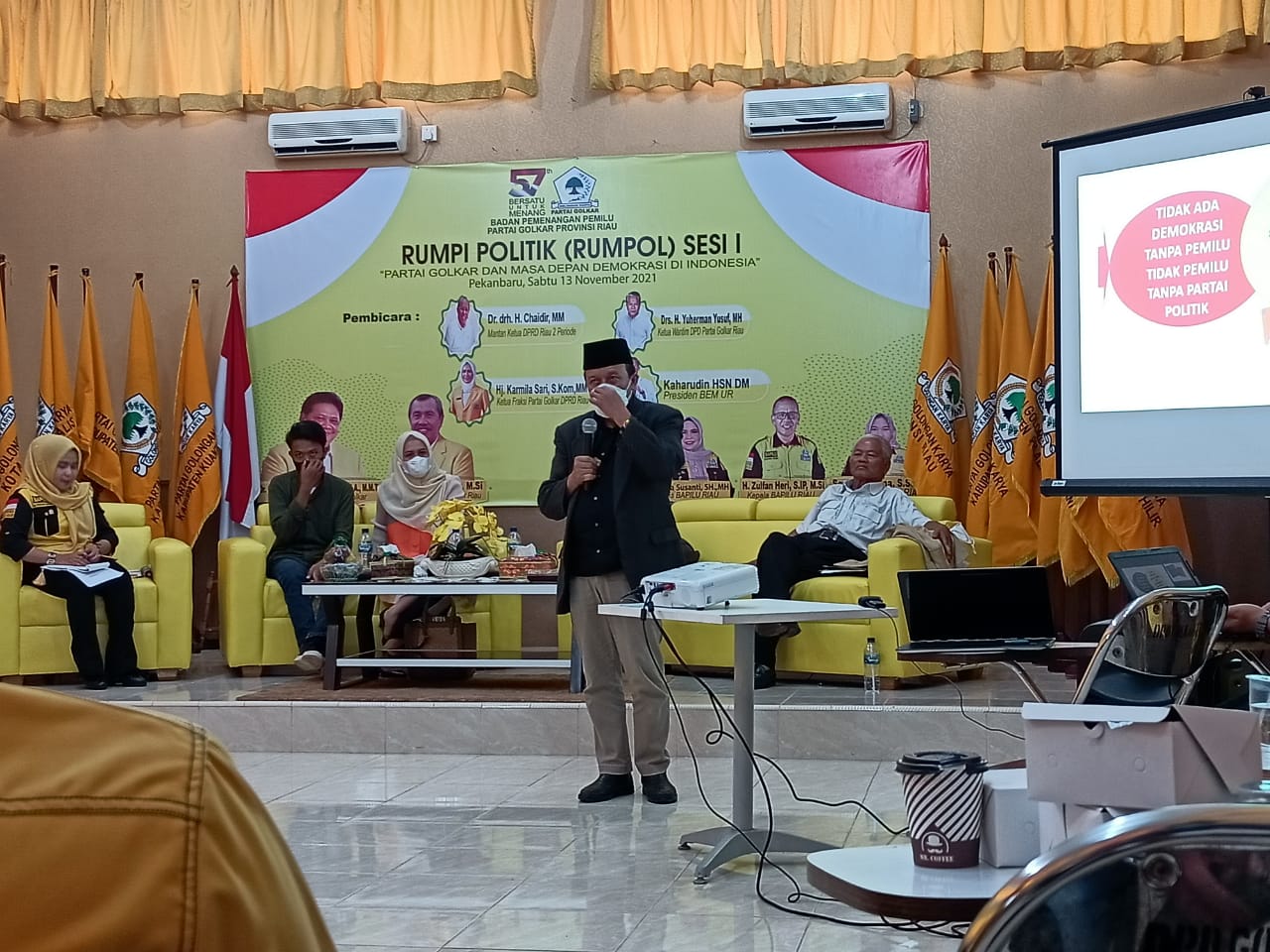 Perdana, Bapilu Golkar Riau Luncurkan Rumpi Politik</a>